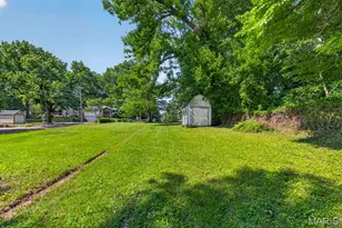 345 Tiffin Ave, Ferguson, MO 63135 - Photo 18
