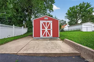 8905 Oneida, Saint Louis, MO 63114 - Photo 34