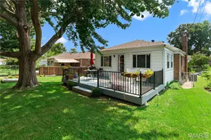 9118 Lucia Dr, Affton, MO 63123 - Photo 22