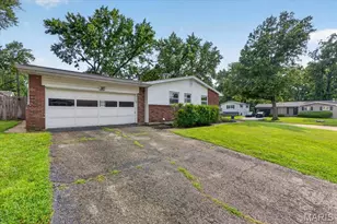 11150 Yellowstone Dr, Saint Louis, MO 63146 - Photo 4