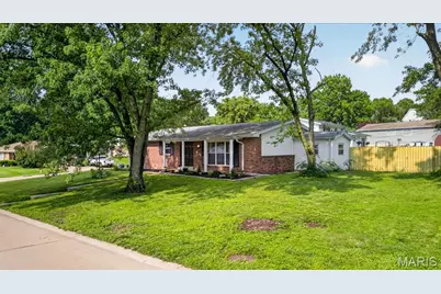 11150 Yellowstone Drive, Saint Louis, MO 63146 - Photo 2