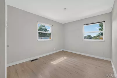 11150 Yellowstone Drive, Saint Louis, MO 63146 - Photo 16
