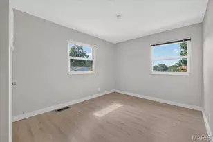 11150 Yellowstone Dr, Saint Louis, MO 63146 - Photo 16