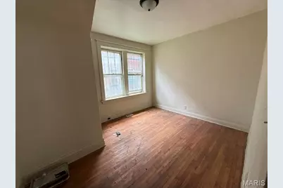 5034 Wabada Avenue, Saint Louis, MO 63113 - Photo 8