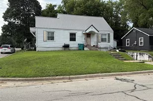 685 W 2nd St, Lebanon, MO 65536 - Photo 2