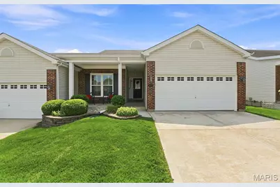 473 Angelique Place, Saint Charles, MO 63303 - Photo 2