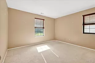 12952 Bryce Canyon Dr, Maryland Heights, MO 63043 - Photo 22