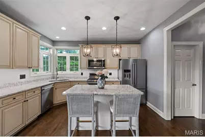 2159 Oak Drive, Crystal Lake Park, MO 63131 - Photo 6