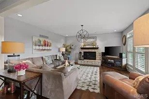 2159 Oak Dr, Crystal Lake Park, MO 63131 - Photo 12