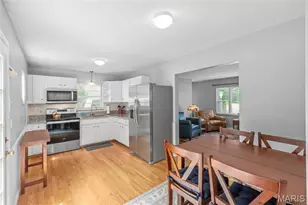 446 W Kirkham Ave, Webster Groves, MO 63119 - Photo 8