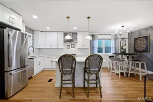 2240 Ferncliff Ln, Kirkwood, MO 63122 - Photo 8