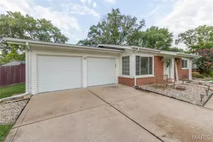 761 Chevron Dr, Saint Louis, MO 63125 - Photo 4