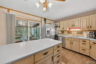 347 Lillian Ave, Saint Louis, MO 63122 - Photo 10