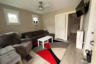 9914 Clyde Ave, Lemay, MO 63125 - Photo 4