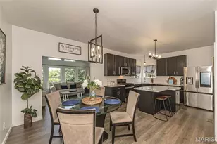 356 Carr Manor Ct, Ballwin, MO 63021 - Photo 8