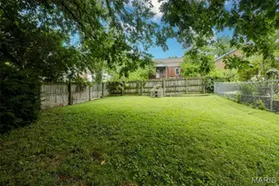 7626 Lindbergh Dr, Richmond Heights, MO 63117 - Photo 32