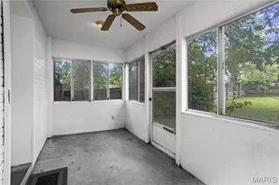 7626 Lindbergh Dr, Richmond Heights, MO 63117 - Photo 16