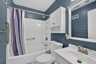 10530 Meath Dr, Saint Louis, MO 63123 - Photo 24