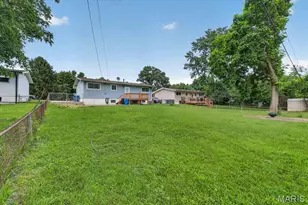 10530 Meath Dr, Saint Louis, MO 63123 - Photo 30
