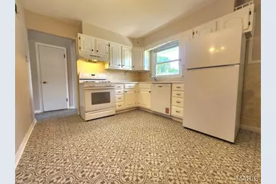 230 Monterey Drive, Florissant, MO 63031 - Photo 4