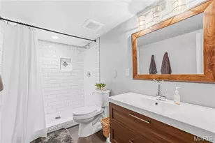 2703 Angle Gate Cir, O'Fallon, MO 63368 - Photo 64