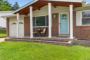 637 S Pam Ave, Saint Charles, MO 63301 - Photo 2