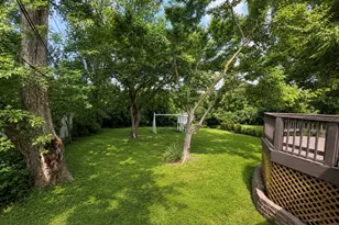 2865 Cherry Point Ln, Maryland Heights, MO 63043 - Photo 12