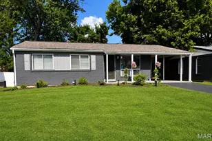 2865 Cherry Point Ln, Maryland Heights, MO 63043 - Photo 1