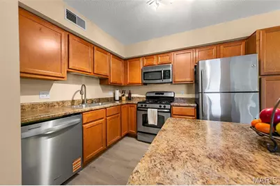 1411 Willow Brook Cove #8, Saint Louis, MO 63146 - Photo 10