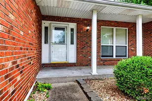 218 Pond Hollow Dr, Saint Charles, MO 63303 - Photo 2