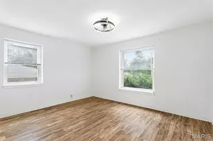 1076 Wilshire Ave, University City, MO 63130 - Photo 16