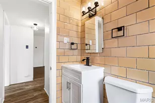 1076 Wilshire Ave, University City, MO 63130 - Photo 22