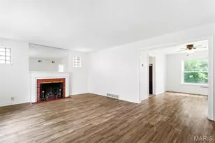 1076 Wilshire Ave, University City, MO 63130 - Photo 4