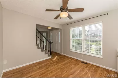 428 Chelsea Way Drive, Saint Charles, MO 63304 - Photo 4