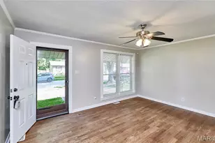 2942 Chance Dr, Florissant, MO 63031 - Photo 4