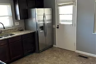 829 Lesparre Dr, Saint Louis, MO 63141 - Photo 8