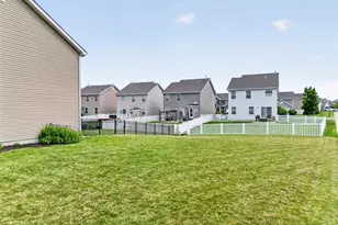 3381 Charlestowne Crossing Dr, Saint Charles, MO 63301 - Photo 48