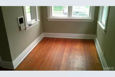 4660 Ray Avenue, Saint Louis, MO 63116 - Photo 8