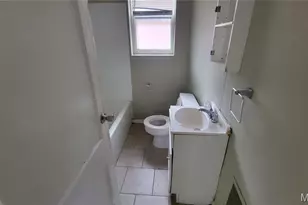 4660 Ray Ave, Saint Louis, MO 63116 - Photo 8