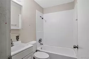 10341 Lilac Ave, Saint Louis, MO 63137 - Photo 12