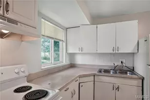 10341 Lilac Ave, Saint Louis, MO 63137 - Photo 8