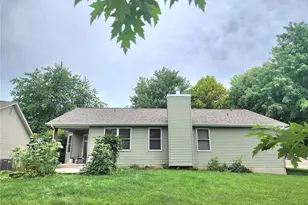 1236 St Matthew Ave, O'Fallon, MO 63366 - Photo 4