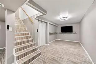 2470 Jenkee Dr, Florissant, MO 63031 - Photo 4