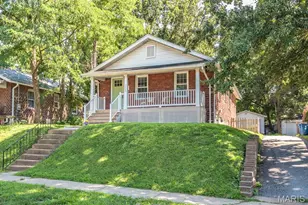 7420 Richmond Pl, Maplewood, MO 63143 - Photo 2
