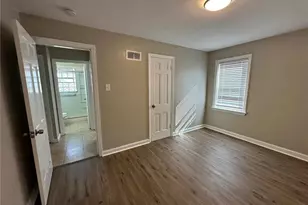 815 Fontaine Pl, Saint Louis, MO 63137 - Photo 22