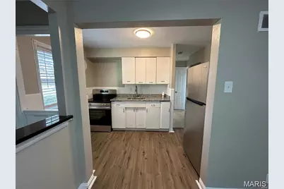 815 Fontaine Place, Saint Louis, MO 63137 - Photo 14