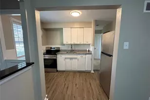 815 Fontaine Pl, Saint Louis, MO 63137 - Photo 14
