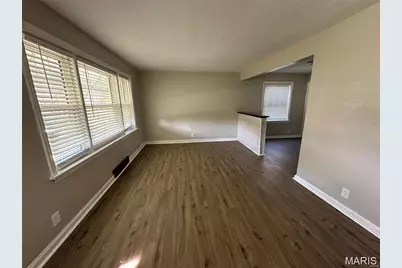 815 Fontaine Place, Saint Louis, MO 63137 - Photo 10
