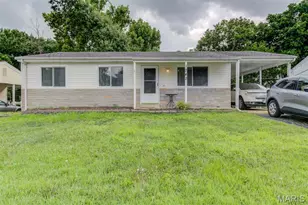 1742 Rose Crest Dr, Hazelwood, MO 63042 - Photo 1