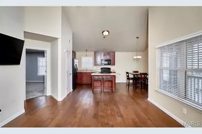 532 Bramblett Hills, O'Fallon, MO 63366 - Photo 4